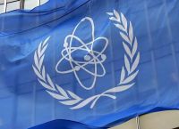 IEA: Οι γεωπολιτικές εντάσεις εμποδίζουν την πρόοδο στην καθαρή ενέργεια