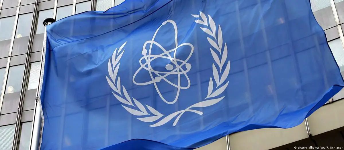 IEA: Οι γεωπολιτικές εντάσεις εμποδίζουν την πρόοδο στην καθαρή ενέργεια