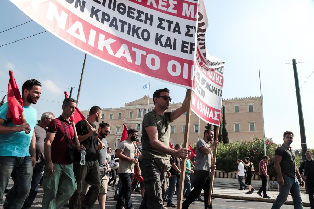 Παραλύει η χώρα την Πέμπτη -Ποιοι απεργούν, πώς θα κινηθούν τα λεωφορεία [vid]