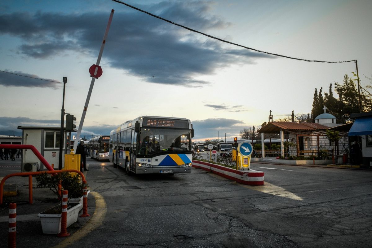 Στάσεις εργασίας στα λεωφορεία την Πέμπτη – Ποιες ώρες θα κινηθούν