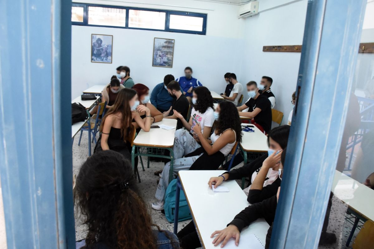 Η Ελλάδα γερνάει: Υπογονιμότητα και συνειδητή ατεκνία τείνουν να… εξαφανίσουν τους μαθητές της Α’ δημοτικού