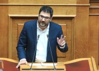 «Καρφί» Ηλιόπουλου κατά Κασσελάκη για ντιμπέιτ: Δεν είναι καλό σήμαδι να αποφεύγεις τον διάλογο
