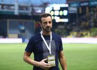 Άρης: Ο Μάντζιος θέλει μεταγραφές, περισσότερα τρεξίματα [vid]