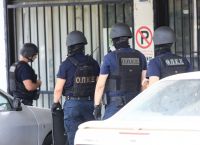 Συναγερμός στο Νέο Κόσμο: Άνδρας ταμπουρώθηκε σε διαμέρισμα [vid]