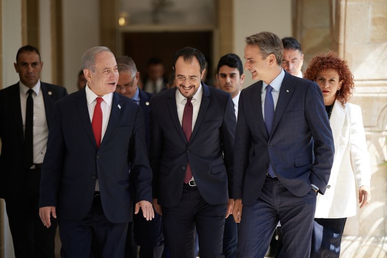 PM Mitsotakis meets with Cyprus president, US investors in New York