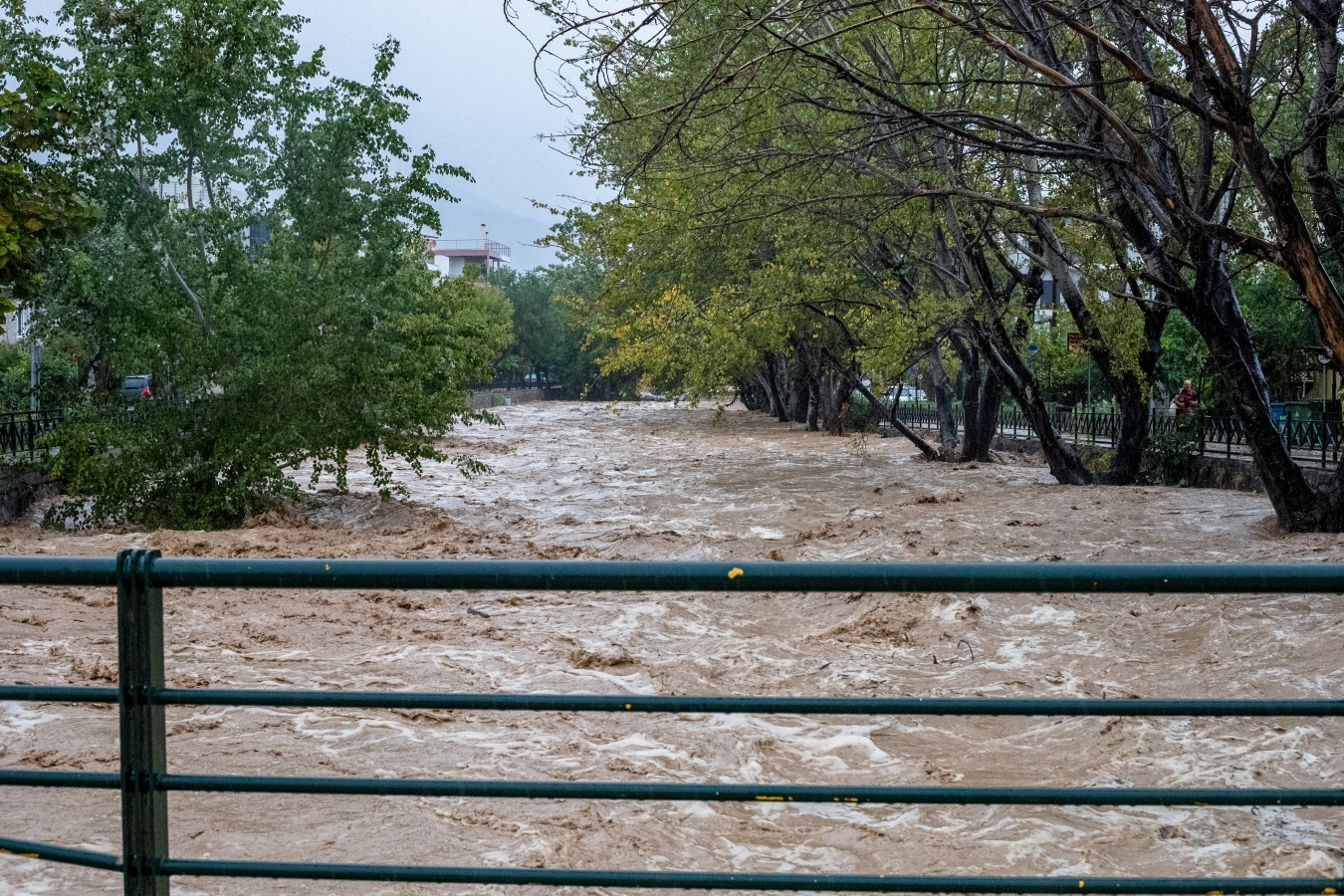 Απαγόρευση κυκλοφορίας και στη Σκιάθο λόγω της επέλασης της κακοκαιρίας Daniel [vid]