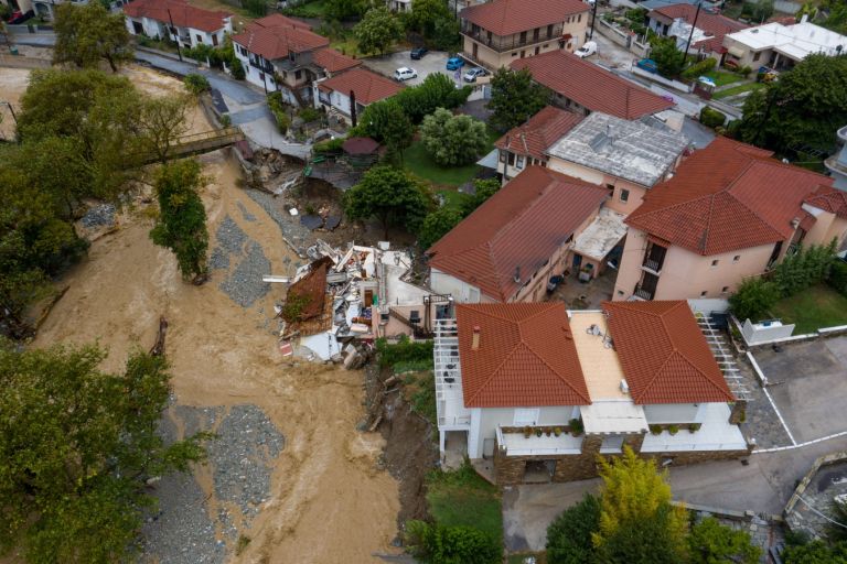 Πού αναμένονται τα μεγαλύτερα ύψη βροχής Τετάρτη και Πέμπτη – Χάρτης [pic,vid]