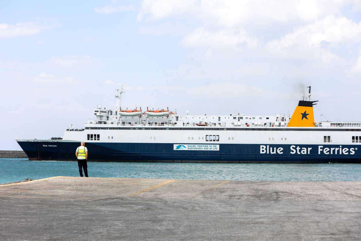 Blue Horizon: Νέο ηχητικό από τους ασυρμάτους «Σε κανέναν κουβέντα παιδιά» [vid]