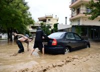 Βόλος: Χωριά αποκομμένα από το οδικό δίκτυο – Παραμένουν οικογένειες χωρίς νερό [vid]