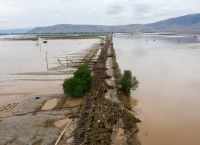 Κλιματική αλλαγή: 195.000 νεκροί, 560 δισ. ζημιές σε 41 χρόνια από πλημμύρες και καύσωνες [vid]