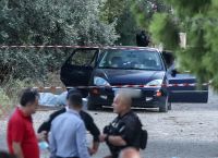 Μακελειό στη Λούτσα: Μαφιόζικη ενέδρα και εκτέλεση 6 ανδρών μέσα σε αυτοκίνητο [vid]