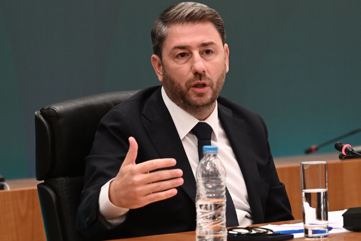 Ανδρουλάκης: Παντελής απουσία του κράτους από την ακρίβεια – Αυξήσεις τιμών παντού