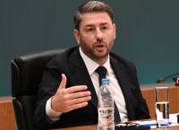 Ανδρουλάκης: Παντελής απουσία του κράτους από την ακρίβεια – Αυξήσεις τιμών παντού