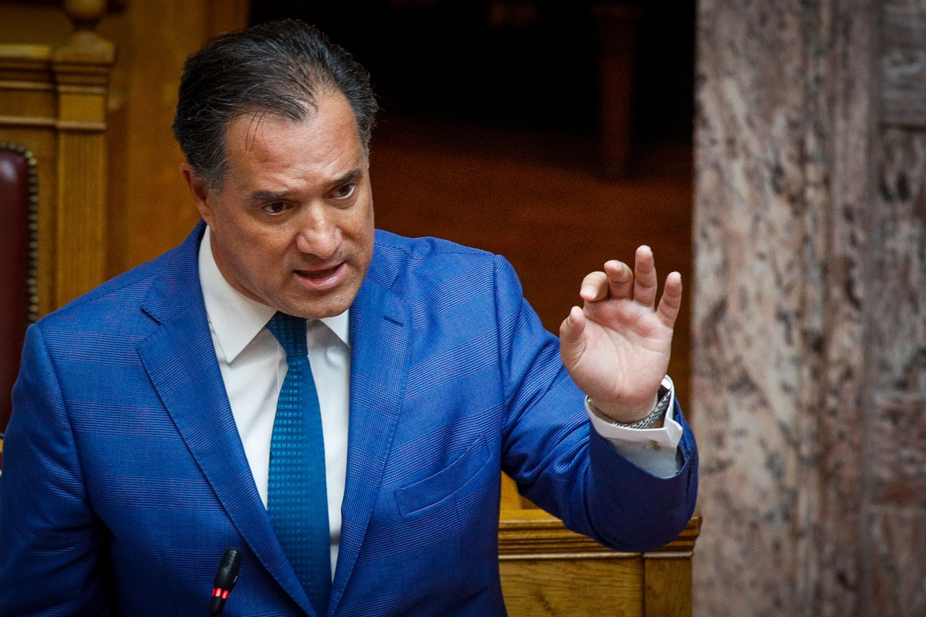 Άδωνις: Απαράδεκτο το bulling στο Κόκκινο