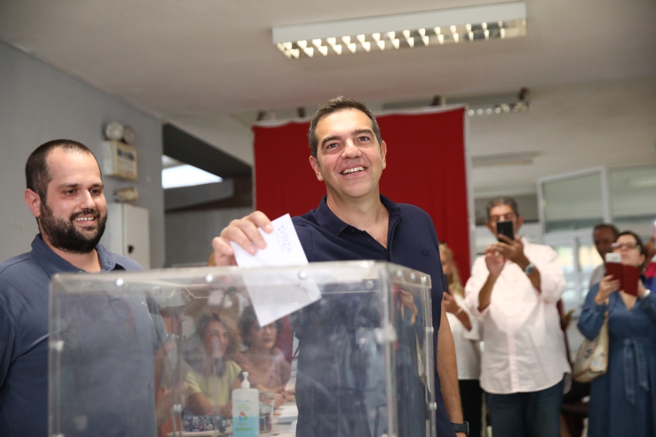 Αλέξης Τσίπρας: Aισθάνομαι περήφανος για την παρακαταθήκη που θα παραλάβει η νέα ηγεσία [vid]