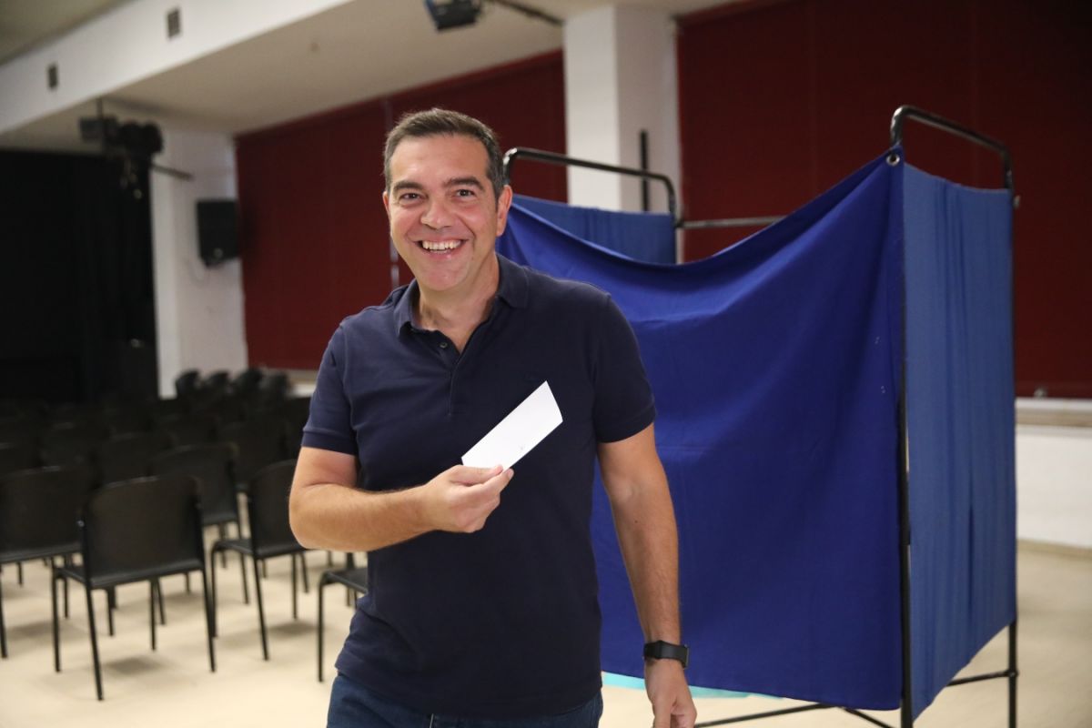 Εκλογές ΣΥΡΙΖΑ: Ο Τσίπρας τηλεφώνησε σε Κασσελάκη και Αχτσιόγλου και τους συνεχάρη