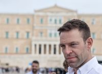Κασσελάκης: Το βίντεο που του αφιέρωσε το Luben στο Σύνταγμα – «Είναι λαχανικό και έχει μέσα κάτι κρεατικό»
