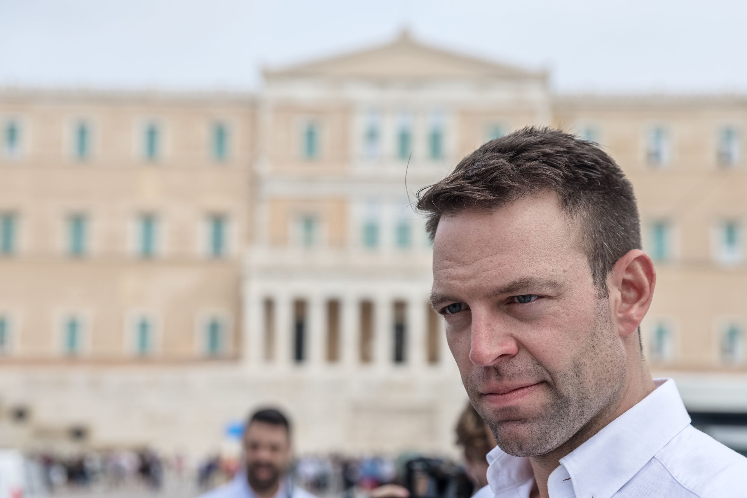 Κασσελάκης: Το βίντεο που του αφιέρωσε το Luben στο Σύνταγμα – «Είναι λαχανικό και έχει μέσα κάτι κρεατικό»