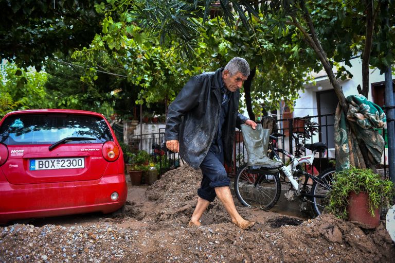 Meteo: Η πρώτη σύγκριση των κακοκαιριών «Daniel» και «Elias» – Στο έλεος της θεομηνίας και πάλι [vid]