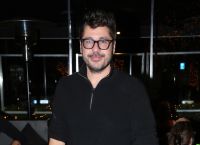 Λάμπρος Κωνσταντάρας για Κασσελάκη: «Δεν είσαι και ο πρώτος γκέι, κόψε τη θυματοποίηση»