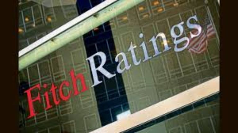 Fitch Ratings puts Greece back to investment grade status