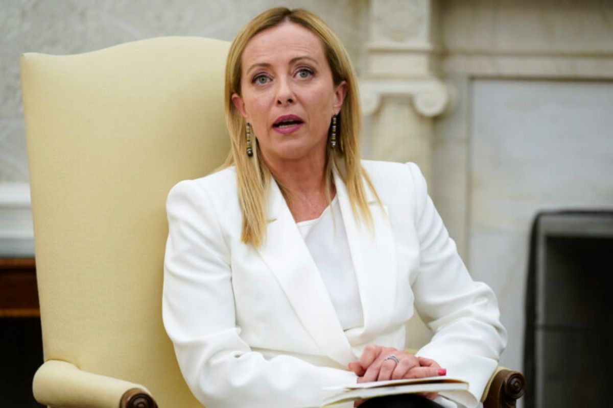 Μελόνι: Η αποδοτικότητα των δημοσίων υπαλλήλων θα επηρεάζει και τον μισθό τους