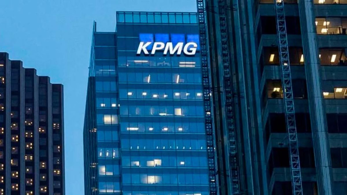 KPMG: Στοιχηματίζει 2 δισ. δολάρια στην τεχνητή νοημοσύνη