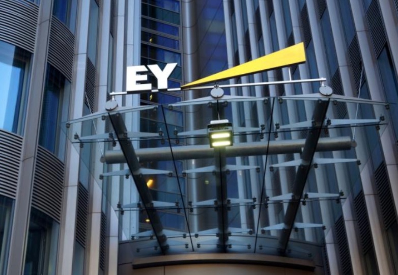 ΕΥ: Η αύξηση του κόστους ζωής παγκοσμίως, απομακρύνει τους καταναλωτές από τα brands