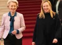 Ιταλία: Σχέδιο 10 σημείων για την παράνομη μετανάστευση πρότεινε η Φον ντερ Λάιεν από τη Λαμπεντούζα