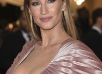 “Ήταν πολύ δύσκολο για όλους”: Η Gisele μιλά για το διαζύγιό της από τον Tom Brady