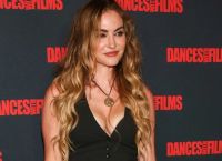 Drea de Matteo: Η διάσημη ηθοποιός που σταμάτησε τις ταινίες  για το OnlyFans [pics]