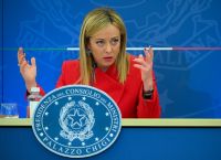 Μελόνι: Η ΕΕ πρέπει να εργαστεί για μακροπρόθεσμη λύση στη Μ. Ανατολή