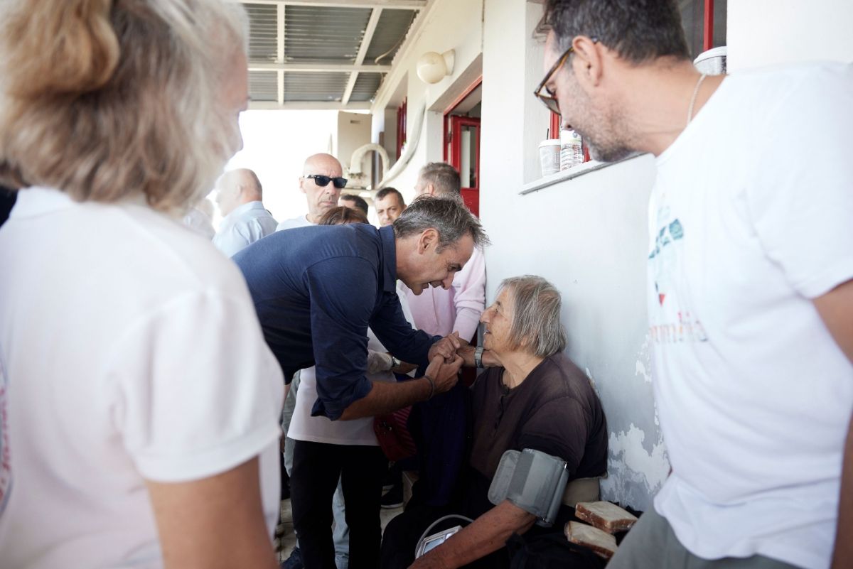 Μητσοτάκης από Καρδίτσα:Προτεραιότητα οι απεγκλωβισμοί-Θα δοθούν οι απαιτούμενοι πόροι για αποζημιώσεις [vid]