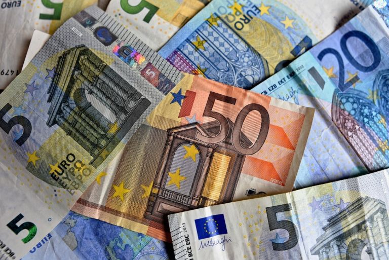 Greek state budget tax revenue up 9.4% in January-August
