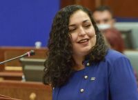 Βιόσα Οσμάνι: Το Κόσοβο βρίσκεται υπό επίθεση