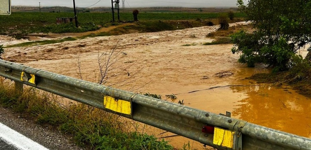 Διακοπή κυκλοφορίας στον ΠΑΘΕ λόγω αυξημένου όγκου υδάτων