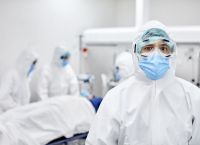 Έρευνα: Πώς η Covid-19 αυξάνει τον κίνδυνο καρδιακής προσβολής και εγκεφαλικού