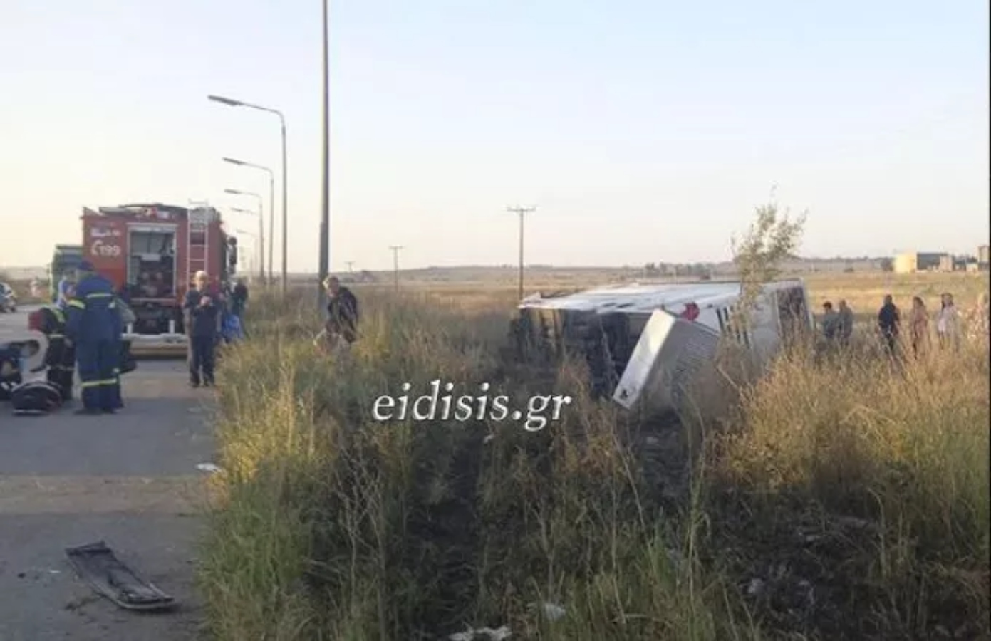 Τροχαίο στην εθνική προς Ευζώνους: Τουριστικό λεωφορείο συγκρούστηκε με δύο αυτοκίνητα – 3 νεκροί [vid]