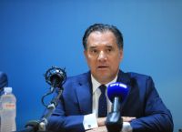 Τριετίες: Παράθυρο αναδρομικών αυξήσεων για χιλιάδες εργαζομένους Τριετίες: Παράθυρο αναδρομικών αυξήσεων για χιλιάδες εργαζομένους