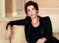 Σου Ναμπί: Η θυελλώδης καριέρα της Γαλλίδας επιχειρηματία