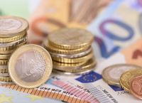 ΔΥΠΑ: Από Δευτέρα γίνεται η προπληρωμή επιδομάτων, παροχών και δώρου Χριστουγέννων