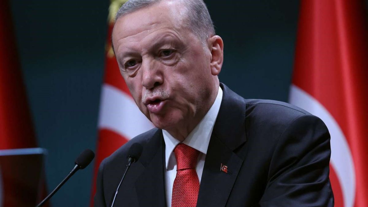 Ερντογάν: Το Ισραήλ πρέπει να σταματήσει την τρέλα και να τερματίσει τις επιθέσεις