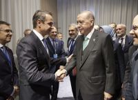 Πώς αποτιμά η Αθήνα τη συνάντηση Μητσοτάκη – Ερντογάν