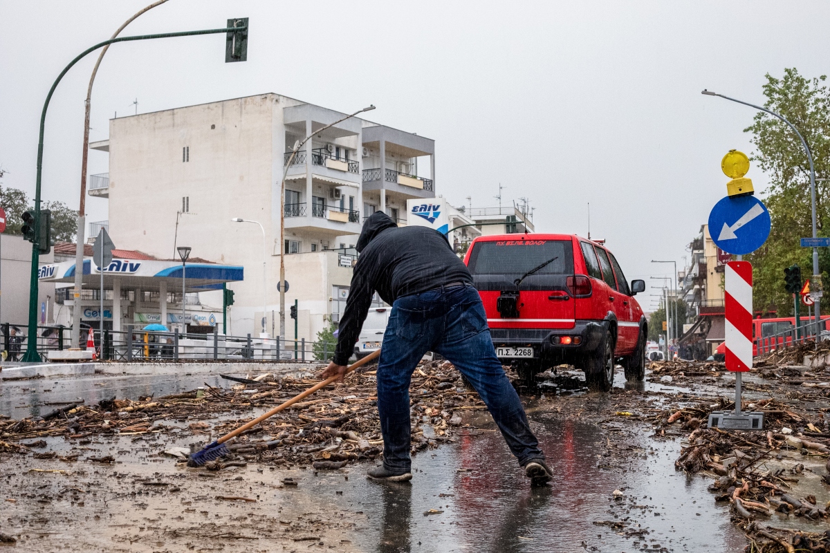 Θεσσαλία: Προσπάθειες να απομακρυνθούν οι τόνοι από τα φερτά υλικά
