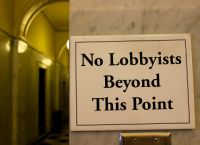 Κομισιόν: Ρύθμιση για το lobbying με το βλέμμα σε Κίνα και Ρωσία Κομισιόν: Ρύθμιση για το lobbying με το βλέμμα σε Κίνα και Ρωσία