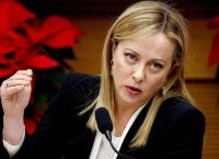 Μελόνι: Άλυτος γρίφος η σύνταξη προϋπολογισμού για την Ιταλία