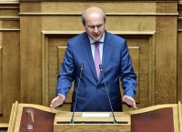 Χατζηδάκης: Εννέα πρωτοβουλίες για αλλαγή παραδείγματος στην οικονομία