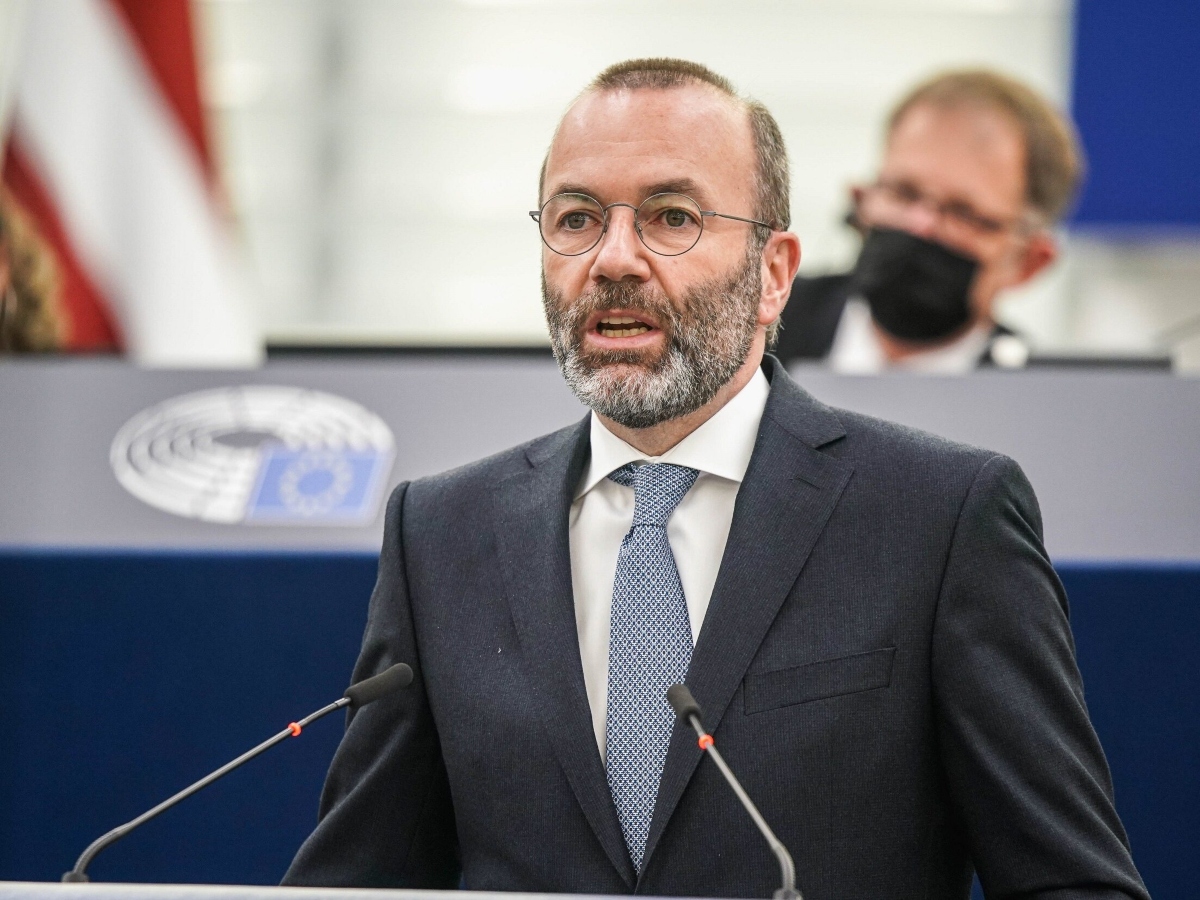 Μ. Βέμπερ: Κατά των συνοριακών ελέγχων εντός της Ε.Ε.