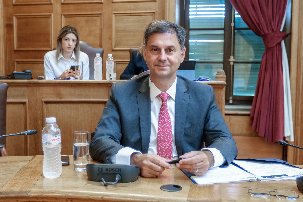 Χάρης Θεοχάρης: Ανάλογα τον προϋπολογισμό θα ενισχυθούν οι πολίτες τέλος του χρόνου [vid]