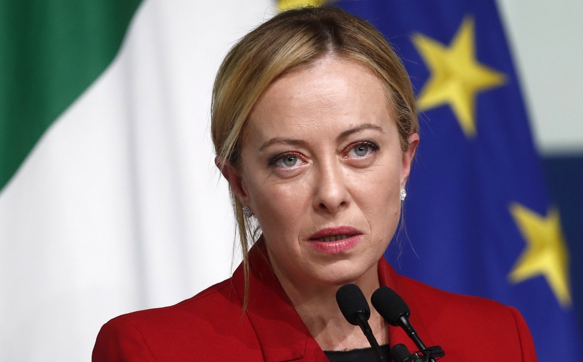 Μελόνι: Η Κεντρική Τράπεζα την καλεί να διώξει τις ανησυχίες των επενδυτών